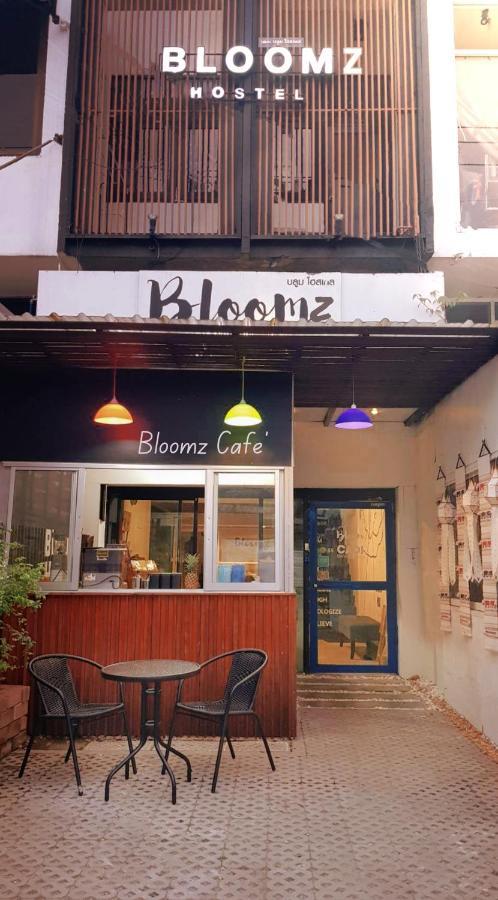 Bloomz Hostel Chiang Mai Zewnętrze zdjęcie